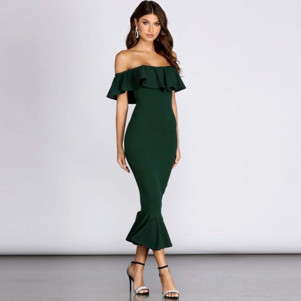 Windsor off the shoulder black dress